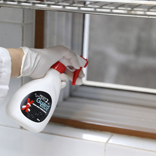 페스트세븐 좀벌레 트랩 (12개입) 이불벌레 옷장벌레 가구벌레 은색벌레 실버피쉬 방충제 제거 박멸 약 퇴치법 퇴치제 끈끈이 원인 퇴치 나프탈렌 싹 방역 좀약