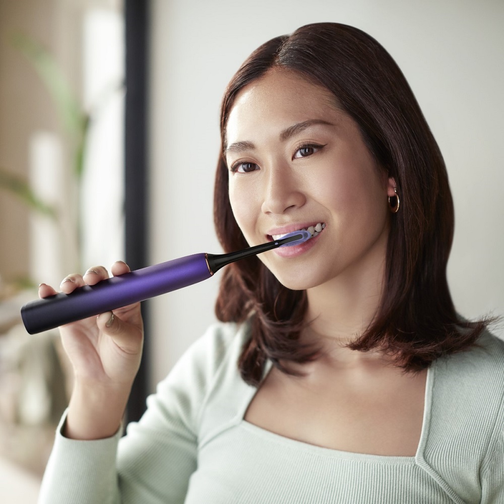 필립스 소닉케어 전동칫솔 다이아몬드클린 9000 퍼플블랙 HX9911/74+올인원 칫솔모 1P 증정 - 상세 이미지 4