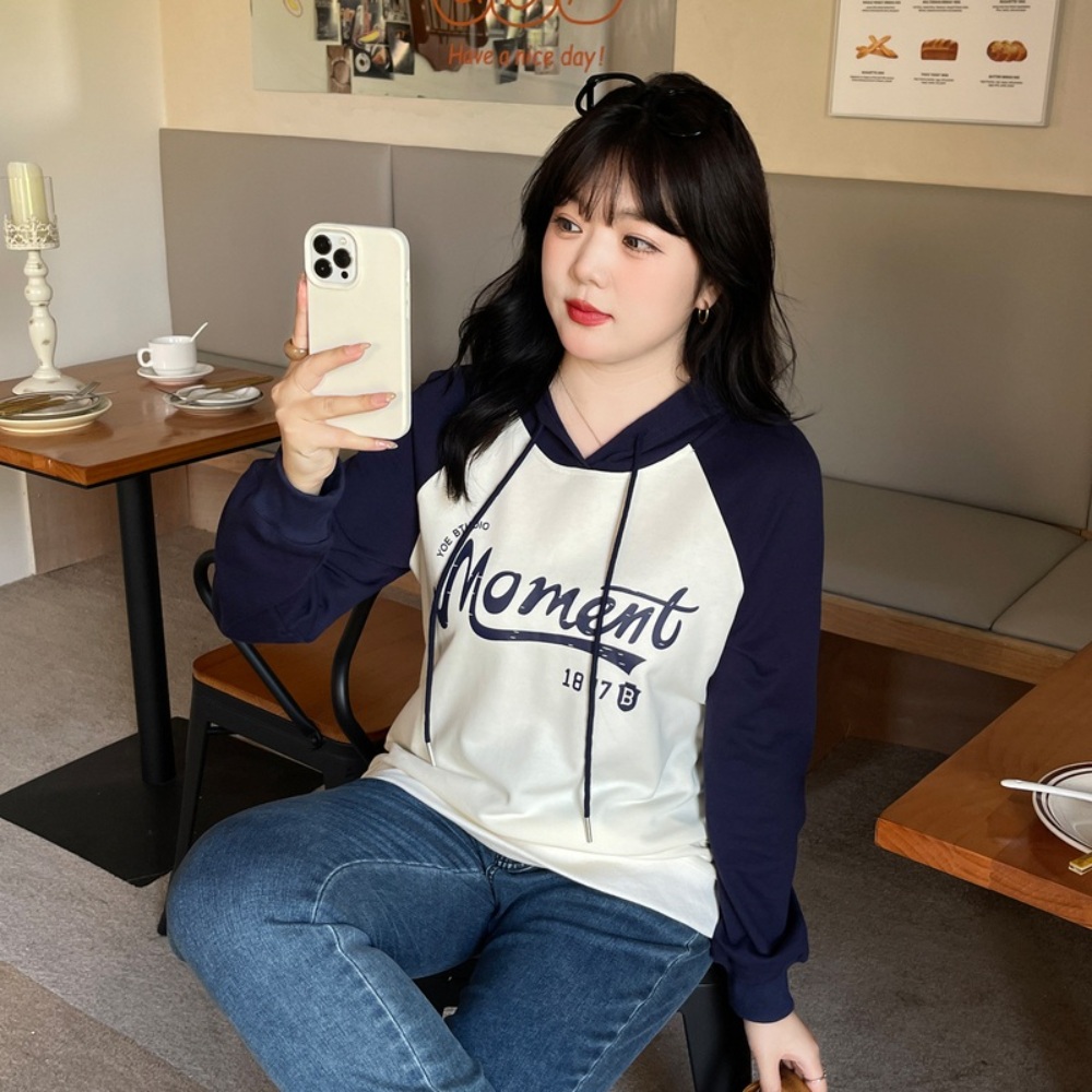 웰컴투 삼달리 조삼달 신혜선 티셔츠 옷 화이트 후드 16회 패션 - 상세 이미지 5