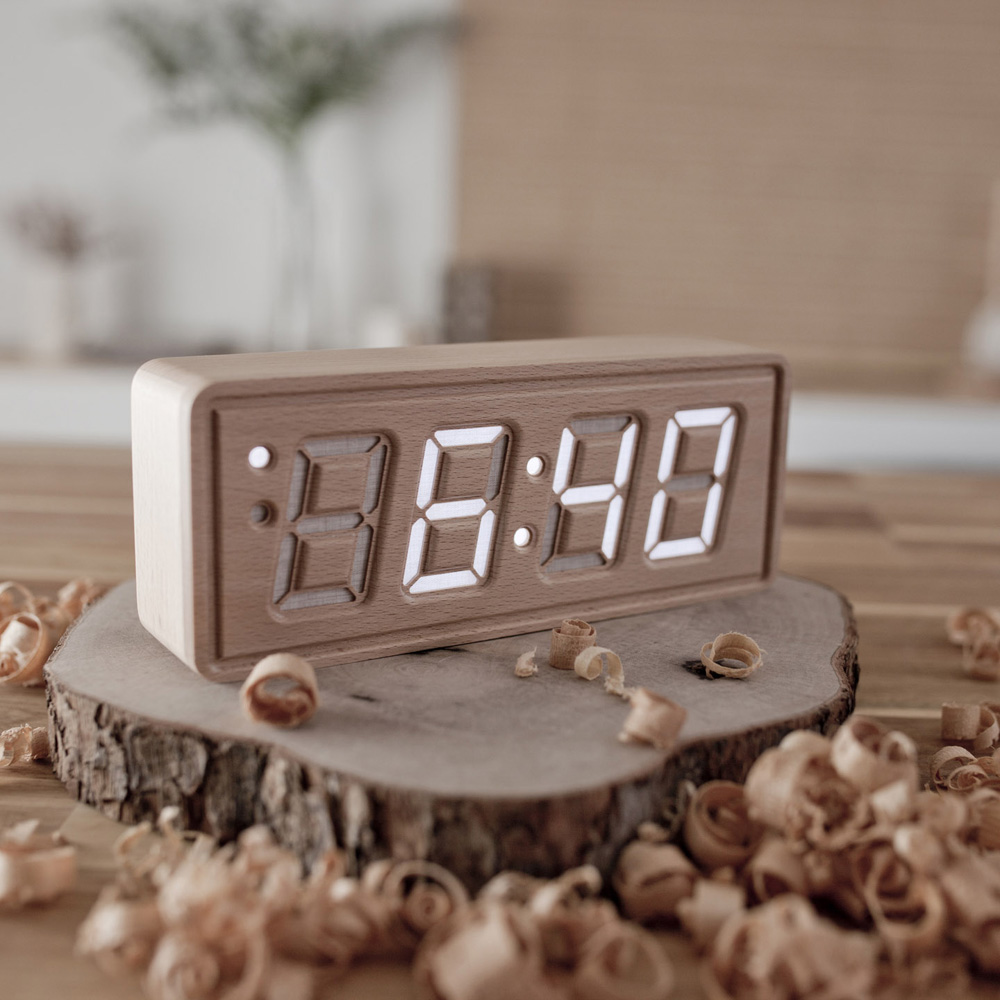 바나나공방 사펠리앤비치 눈부심적은 나무디지털LED 시계