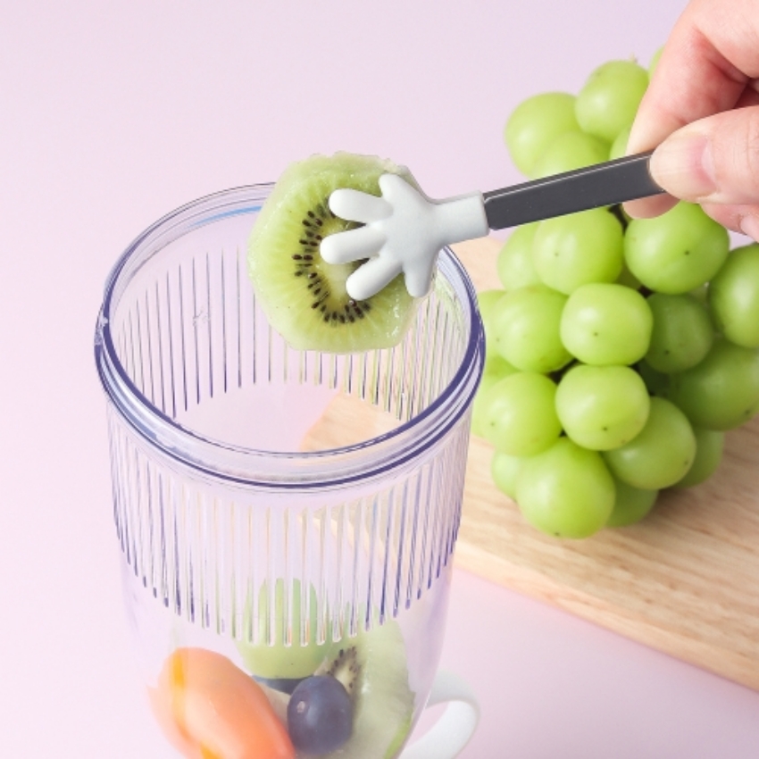 텀블러믹서기 휴대용 파워 블랜더 미니 무선 주스믹서기 소형 분쇄기