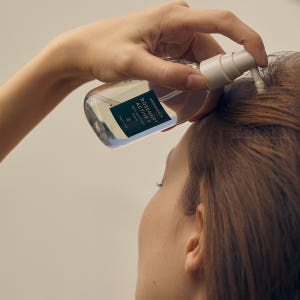아로마티카 로즈마리 액티브브이 안티헤어로스 토닉 100ML 두피 쿨링 탈... 솔직 후기 | 피부 타입별 분석 - 상품 이미지 4