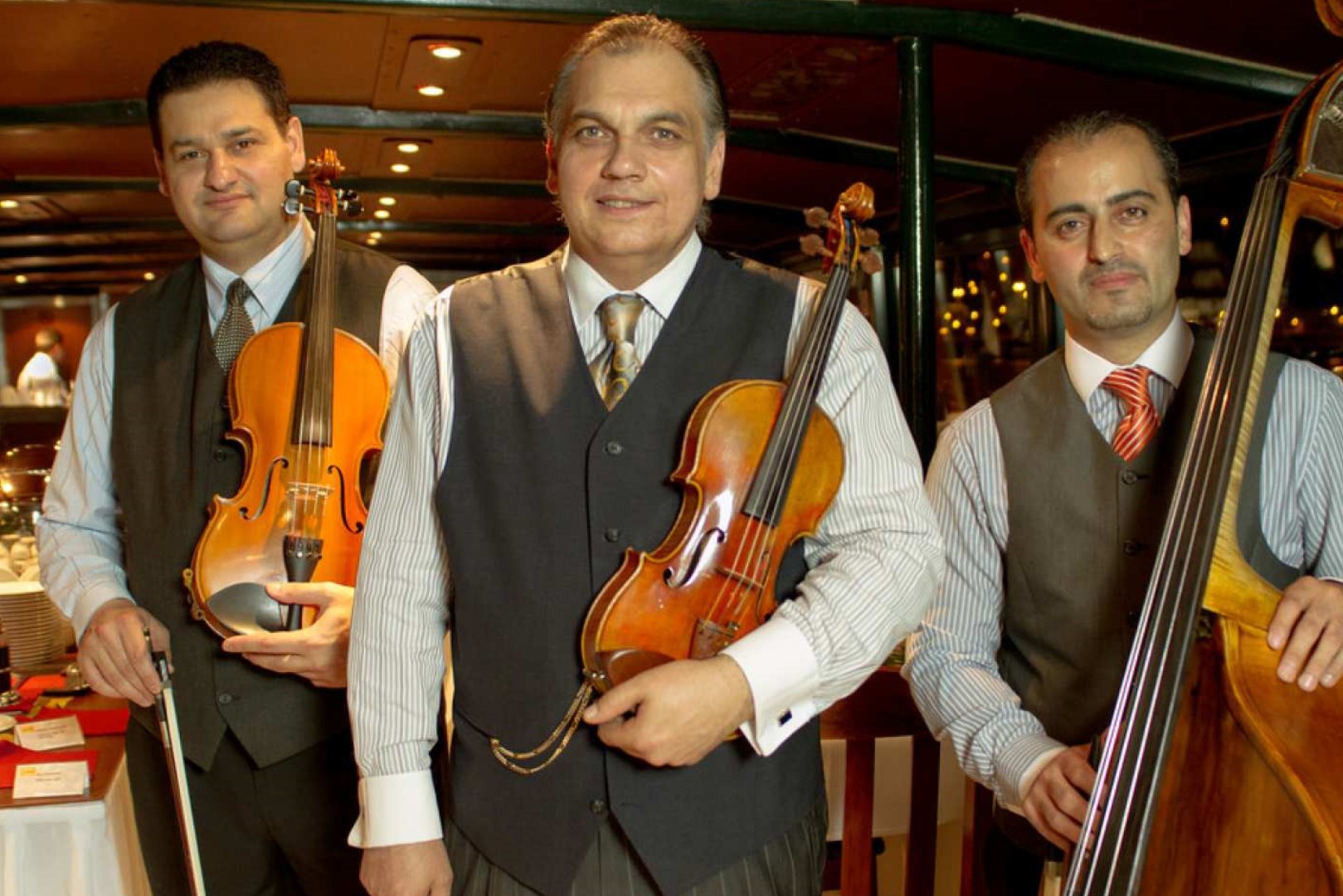 헝가리 부다페스트 | 다뉴브 강 디너 크루즈 이미지 3