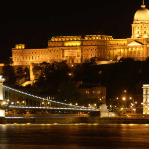 헝가리 부다페스트 | 다뉴브 강 디너 크루즈 솔직 후기 | 실사용자 리뷰 분석 - 상품 이미지 4