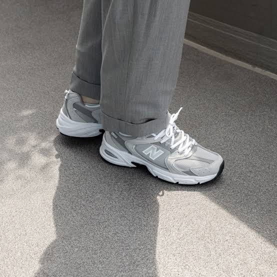 국내매장판 뉴발란스 530 그레이 MR530CK