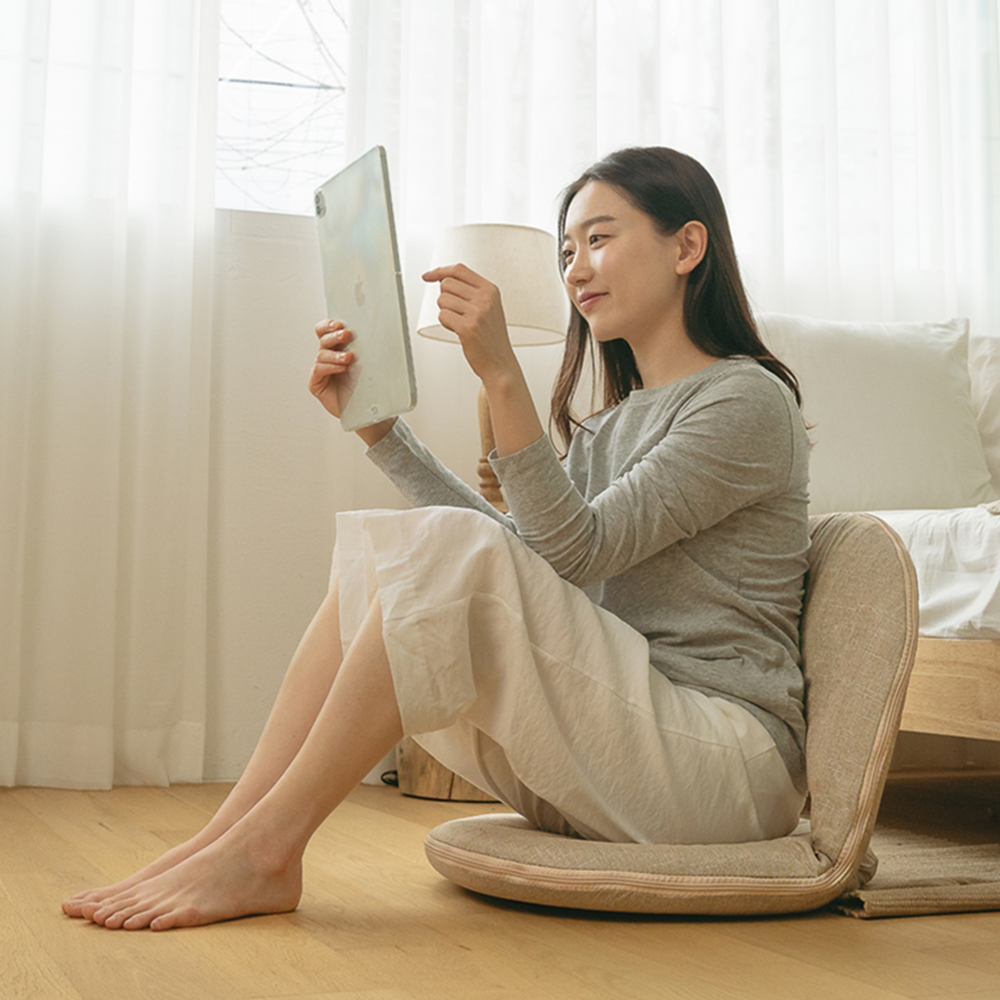 이코노미쿠스 접이식 등받이 좌식의자 앉은뱅이 허리 바닥 쿠션 침대 의자 기도