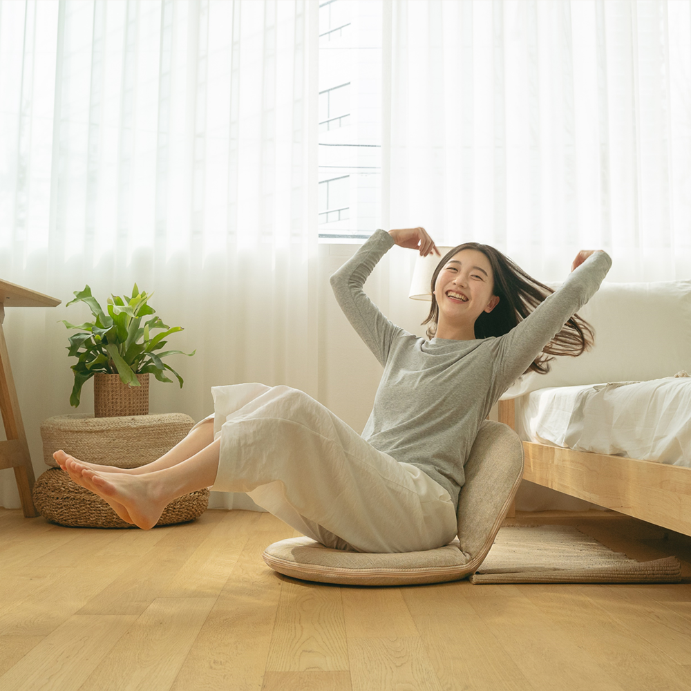 이코노미쿠스 접이식 등받이 좌식의자 앉은뱅이 허리 바닥 쿠션 침대 의자 기도