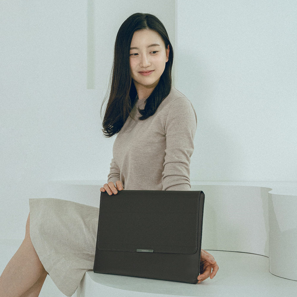 노트북 파우치 거치 활용