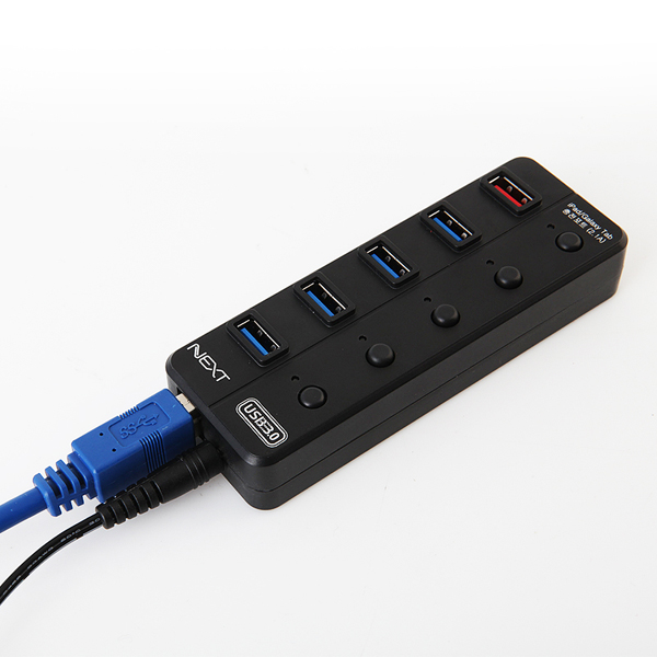 넥스트유 USB 3.0 5Gbps 유전원 허브 4포트 + 충전 전용 1포트 UH305 이미지 3