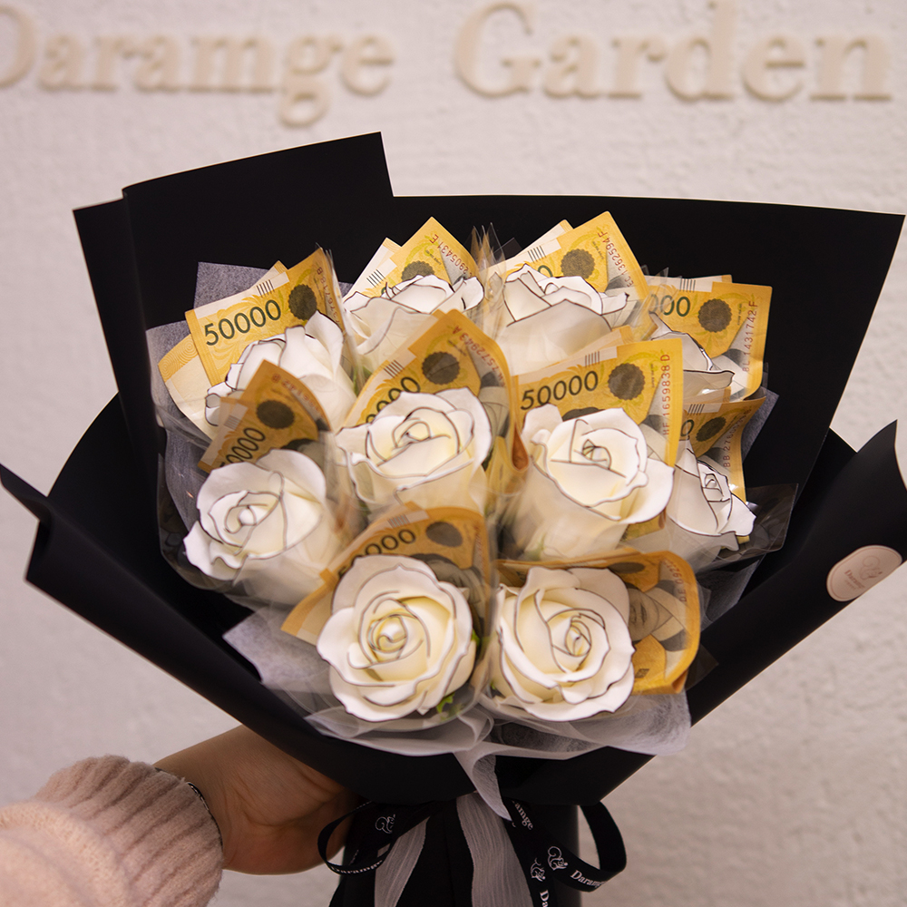 돈꽃다발 샤 넬 장미 비누꽃 돈다발 현금 용돈 꽃다발 생일 축하 프로포즈 기념일 선물