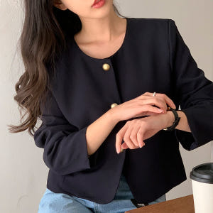 가을 골드버튼 크롭 숏 자켓 하객룩 결혼식자켓 오피스룩 여성가을자켓 데일... 착용 후기 | 사이즈/핏 총정리 - 상품 이미지 2