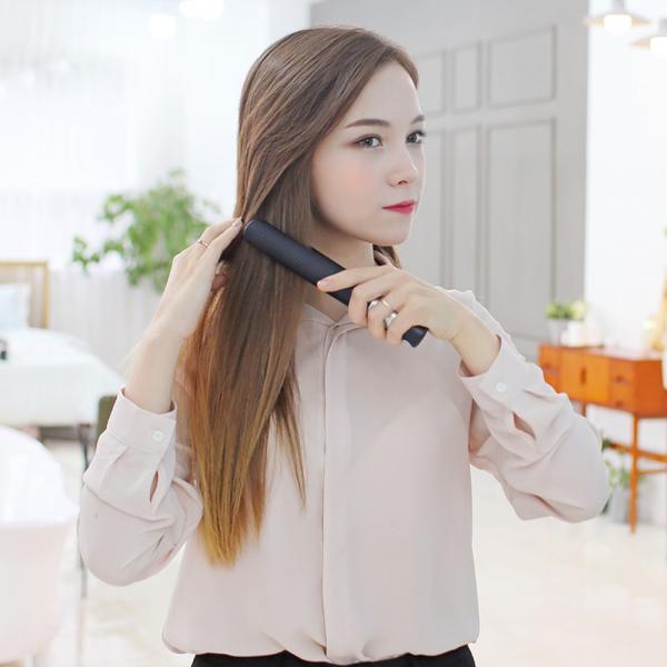 충전용 무선 고데기 선이없는 편리함 휴대용 5초발열 스타일러 BLOSSOM : 원스페이스몰