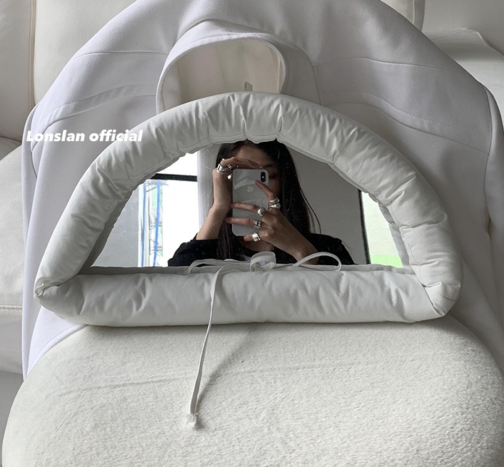 안 깨지는 벽걸이 리본 쿠션 패딩 거울 - 상세 이미지 2