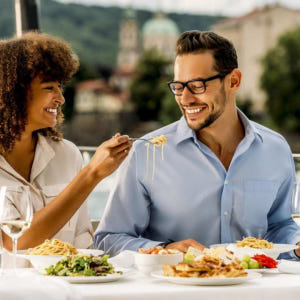 체코 프라하 | 블타바 강 유리 보트 점심 크루즈 솔직 후기 | 실사용자 리뷰 분석 - 상품 이미지 4