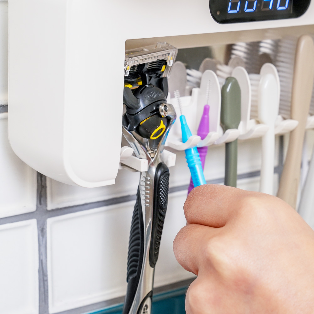 크리썸 가정용 유선 UV-C LED 히팅 건조기 소독기 칫솔살균기