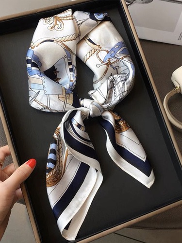 봄 사각스카프 쁘띠 얇은 고급스러운 여성 실크 미니