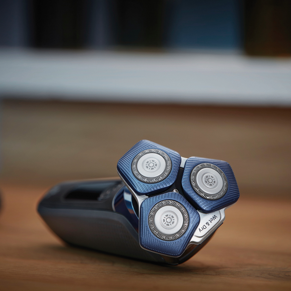 필립스 면도기 SkinIQ 7000 전기면도기 S7885/74 - 상세 이미지 2