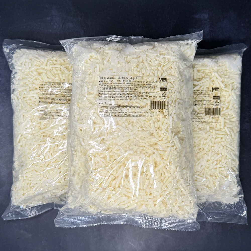 썬리취 업소용 냉동모짜렐라치즈 피자 자연치즈 50% 2.5kg, 4개 - 상품 이미지