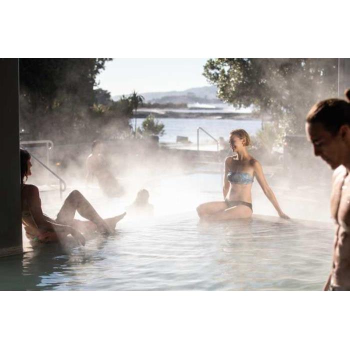 뉴질랜드 로토루아 지열 미네랄 온천 체험 12세 이상 이용 가능한 파빌리온 수영장 이미지 4