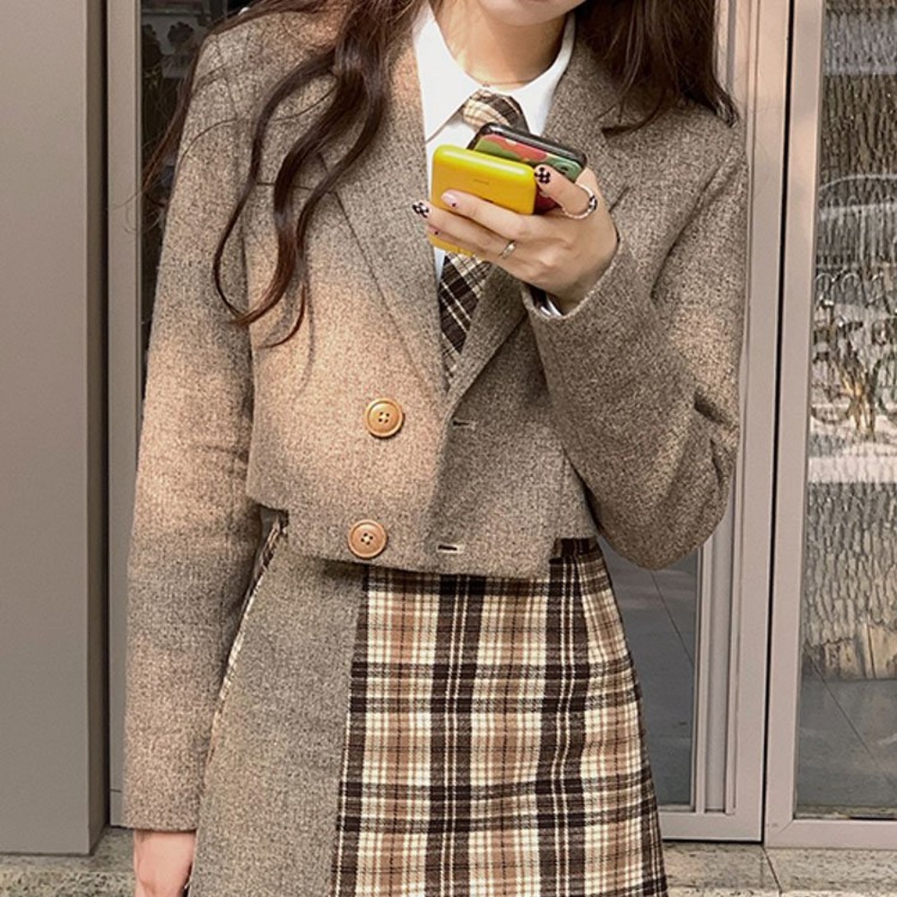 피도 눈물도 없이 10화 이소연 이혜원 자켓 숏 크롭 이미지 1