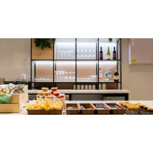 헝가리 부다페스트(BUD) 페렌츠 리스트 공항 프리미엄 라운지 이용 솔직 후기 | 실사용자 리뷰 분석 - 상품 이미지 3