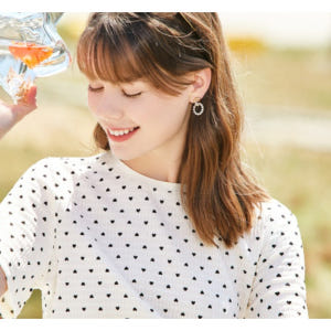 놀라운 토요일 299화 태연 티셔츠 옷 하트 반팔 이너티셔츠 정보 착용 후기 | 사이즈/핏 총정리 - 상품 이미지 3