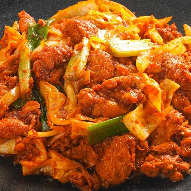 홍익상회 춘천 홍익 닭갈비 국내산 닭고기 캠핑 음식 500g, 1개 이미지 2