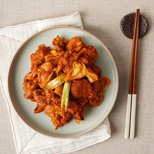 홍익상회 춘천 홍익 닭갈비 국내산 닭고기 캠핑 음식 500g 1팩+1팩 이미지 8