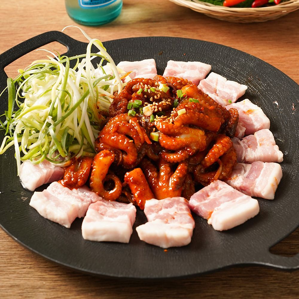 쭈꾸미볶음 캠핑음식 매콤양념 밀키트 팔팔쭈꾸미