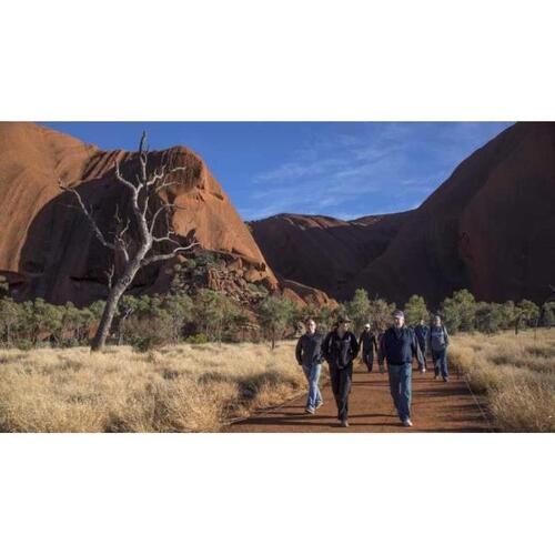 호주 율라라 소그룹으로 가이드와 함께하는 울룰루 베이스 트레킹