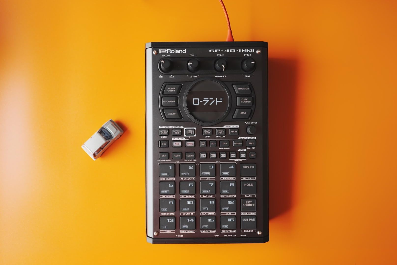 롤랜드 Roland 샘플러 비트메이킹 SP-404 MK 2 - 상세 이미지 2
