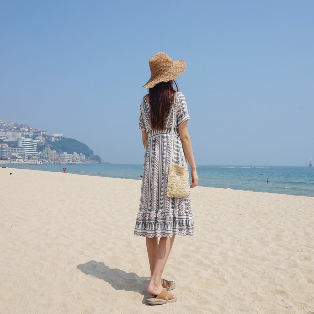 라탄 휴양지 챙넓은 밀짚모자 여성 버킷햇 썸머 벙거지 여자 여름모자 비치 플로피 라피아햇