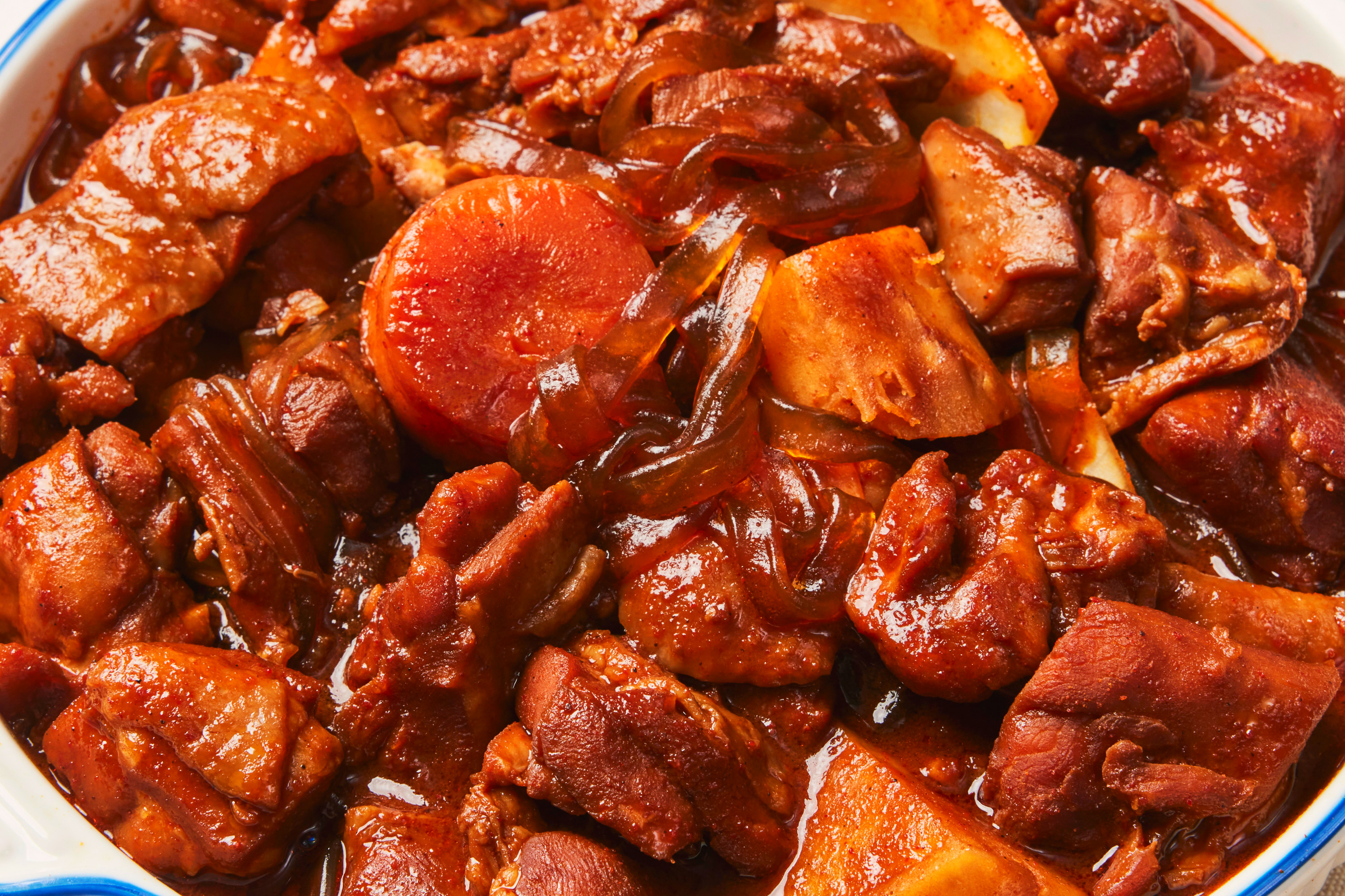 [5분완성]순살만 안동찜닭 700g 2인분/간장맛, 매운맛 로제맛 카레크림맛 - 상세 이미지 4