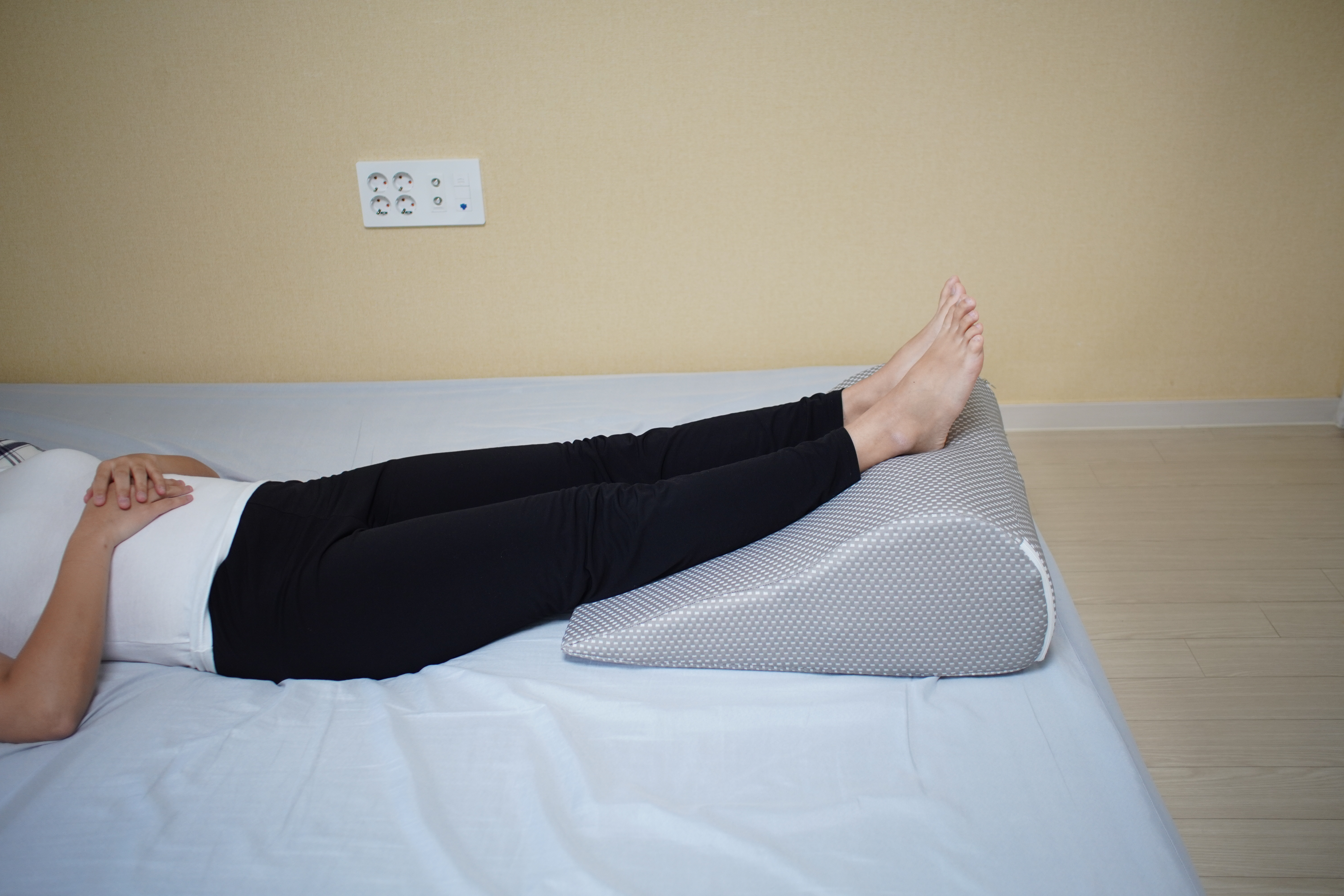 딥코어 역류성 식도염 베개 역류방지 쿠션