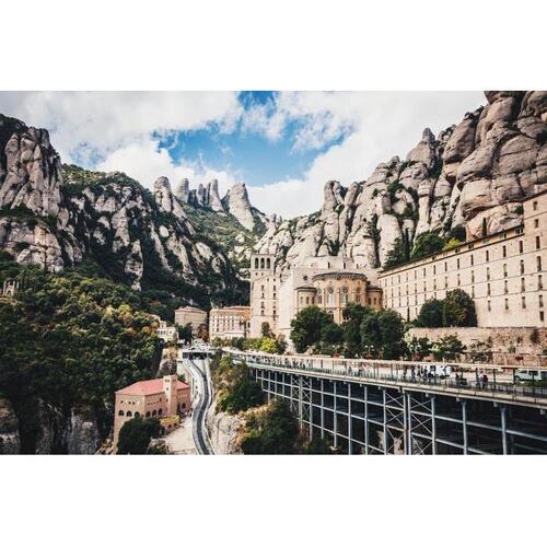 스페인 톱니바퀴 기차와 검은 마돈나, 몬세라트 반투어(바르셀로나출발)