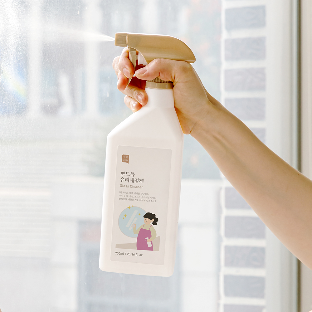 1+1 쉼표365 유리세정제 클리너 750ML 차량 자동차 거울 유리 창문 얼룩제거 - 상세 이미지 4