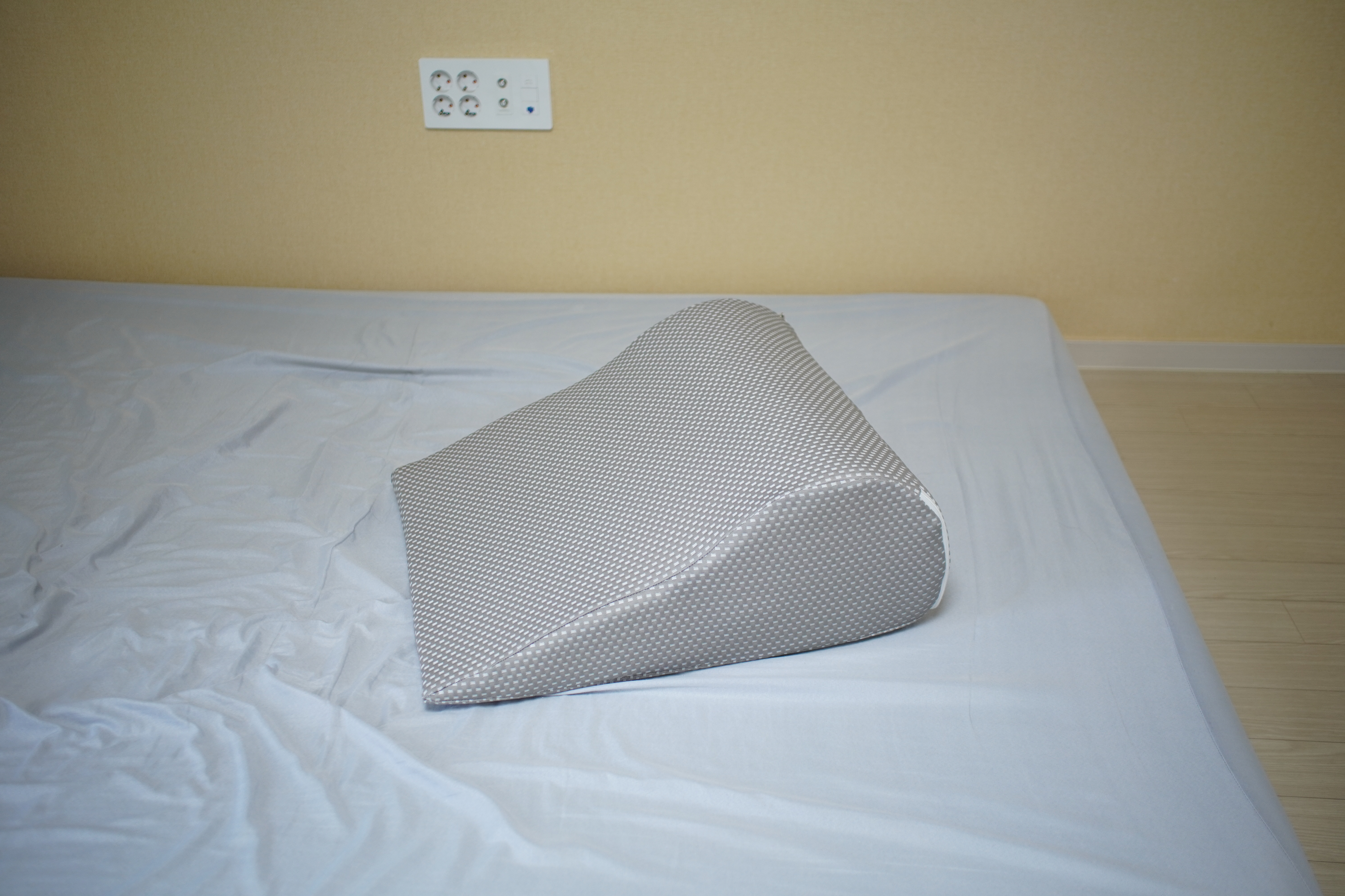 딥코어 역류성 식도염 베개 역류방지 쿠션