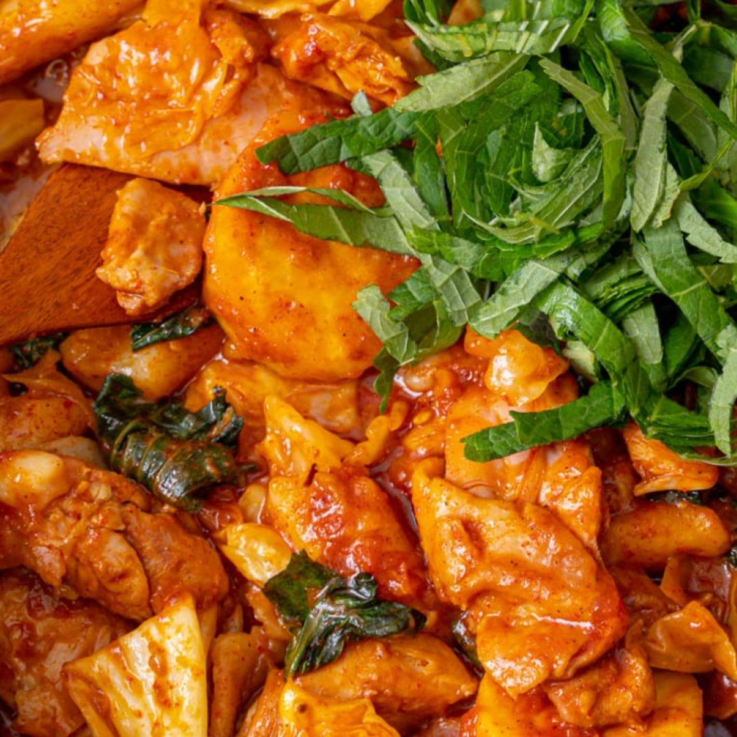 [품절][용산 맛집] [미쉐린 선정] 오근내닭갈비 모듬 밀키트, 1.7kg, 1세트