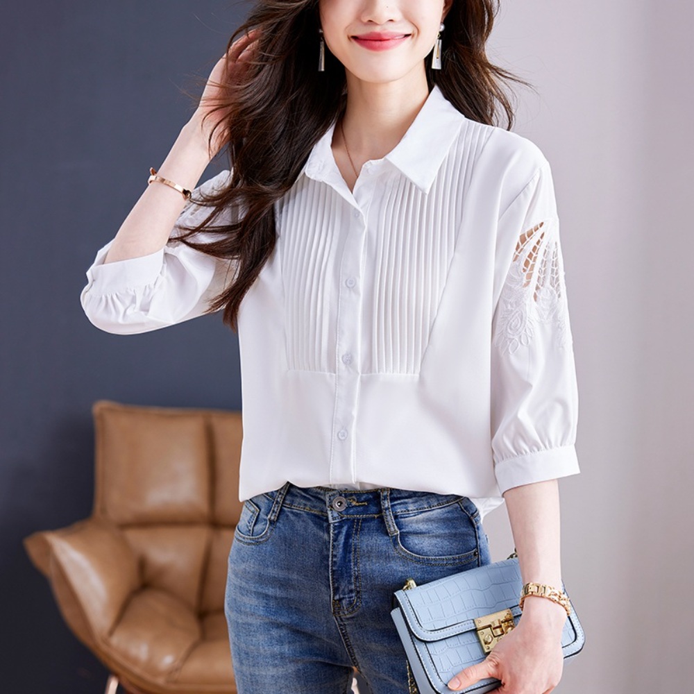 펀칭 7부 블라우스 얇은 셔츠 흰색 화이트 쉬폰 프렌치 시크 루즈핏 예쁜 디자인 중년여성 - 상품 이미지