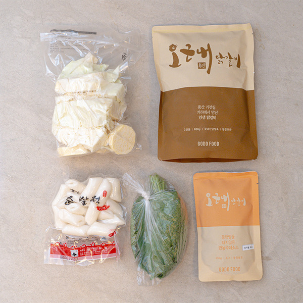 [품절][용산 맛집] [미쉐린 선정] 오근내닭갈비 모듬 밀키트, 1.7kg, 1세트 - 상세 이미지 4