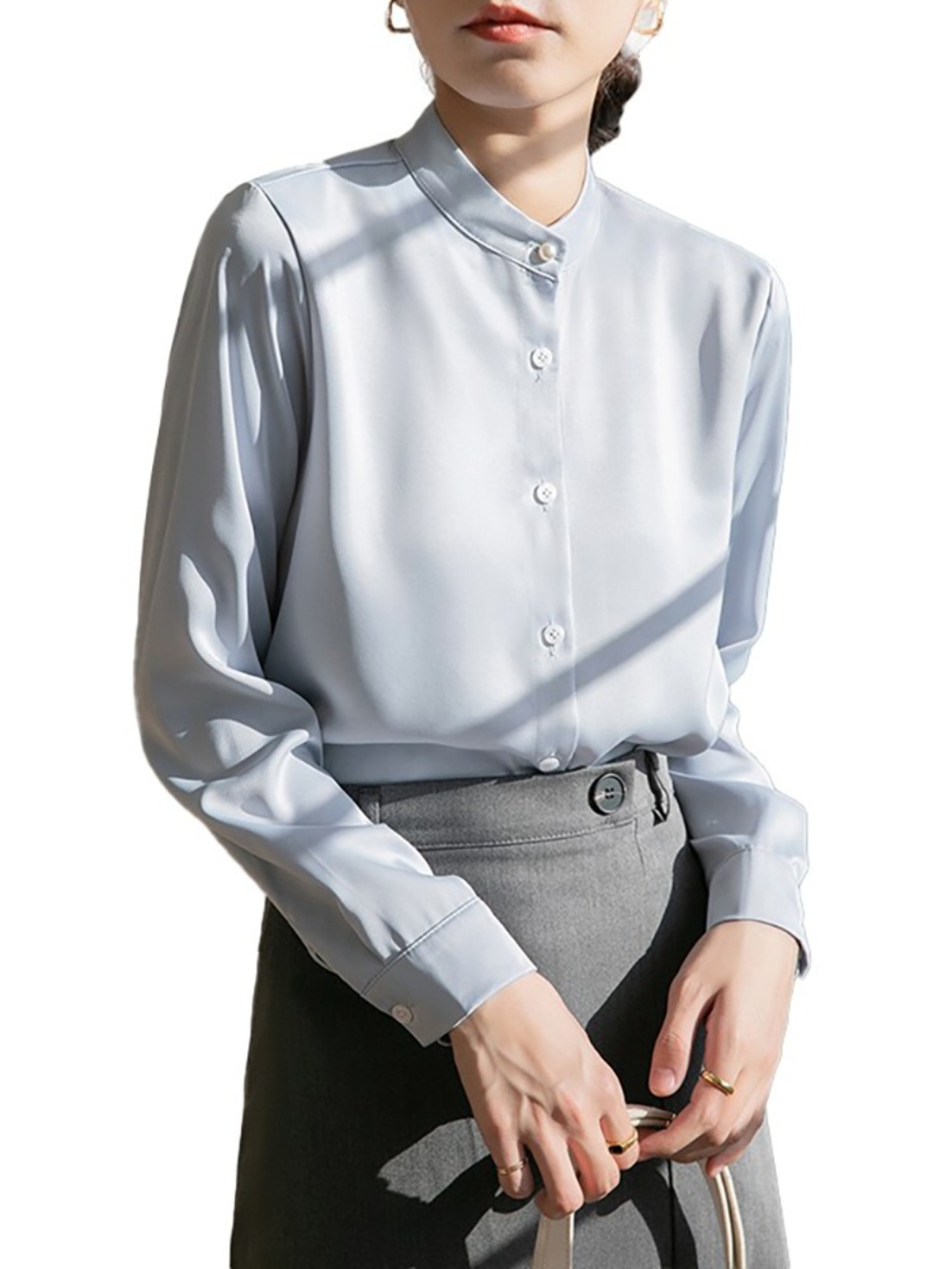 여성 새틴 스탠드카라 블라우스 셔츠 세련 단정 오피스룩 정장 레이어드 회사 출근 미팅 - 상세 이미지 5