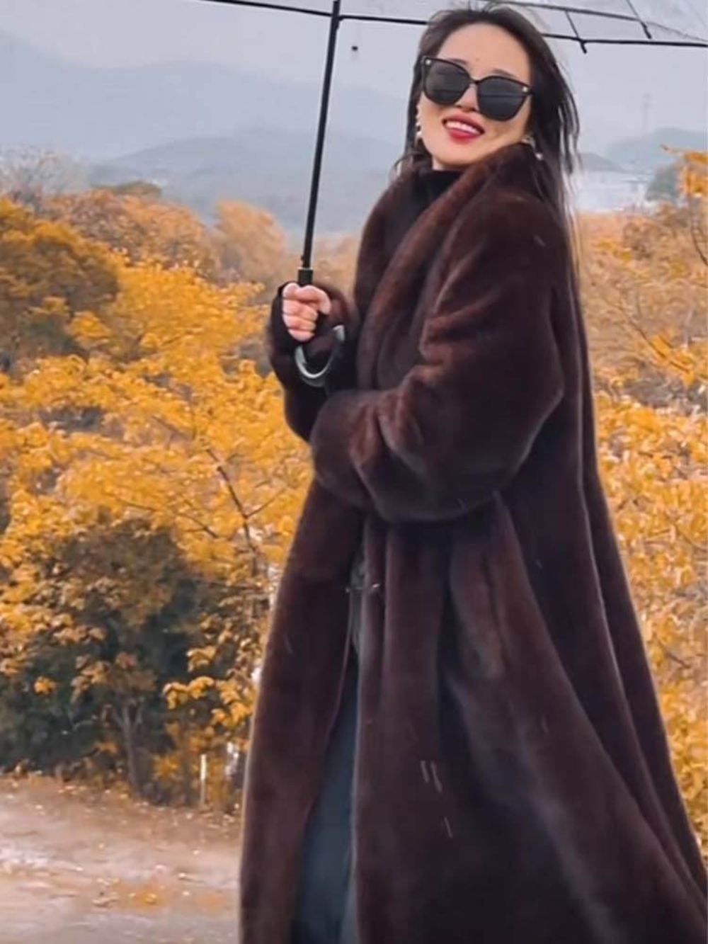 내 남편과 결혼해줘 13화 박민영 털코트 강지원 착장 이미지 4