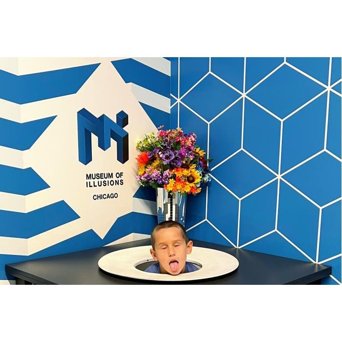 미국 일리노이 시카고 뮤지엄 오브 일루젼 시카고(Museum of Illusions Chicago)