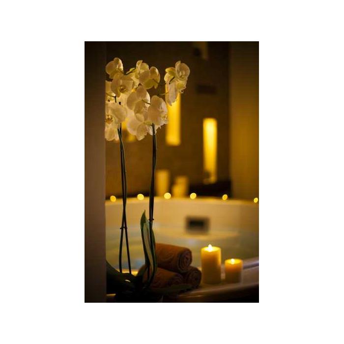 아랍에미리트 두바이 해변에서 즐길 수 있는 2.5시간 스파 체험