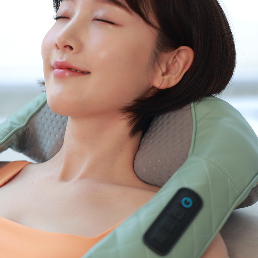 휴플러스 무선 목 어깨 마사지기 cordzero-880 - 꽉 잡아주는 안마기 이미지 3