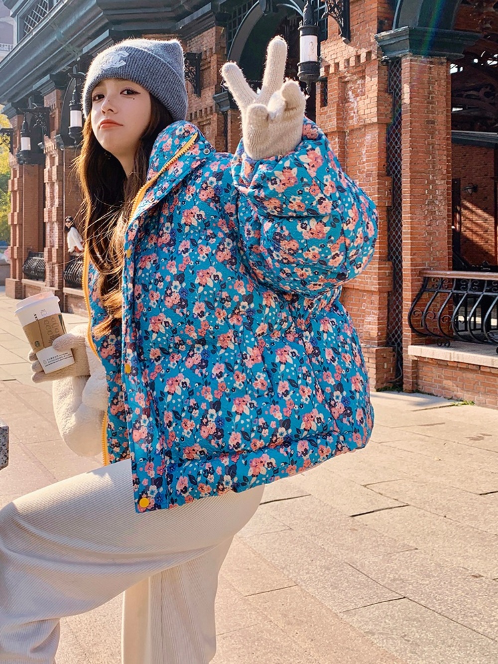 꽃무늬 패턴 패딩 여성 플로랄 블루 오렌지 스키장 겨울 여행 예쁜 디자인 할머니 - 상세 이미지 4