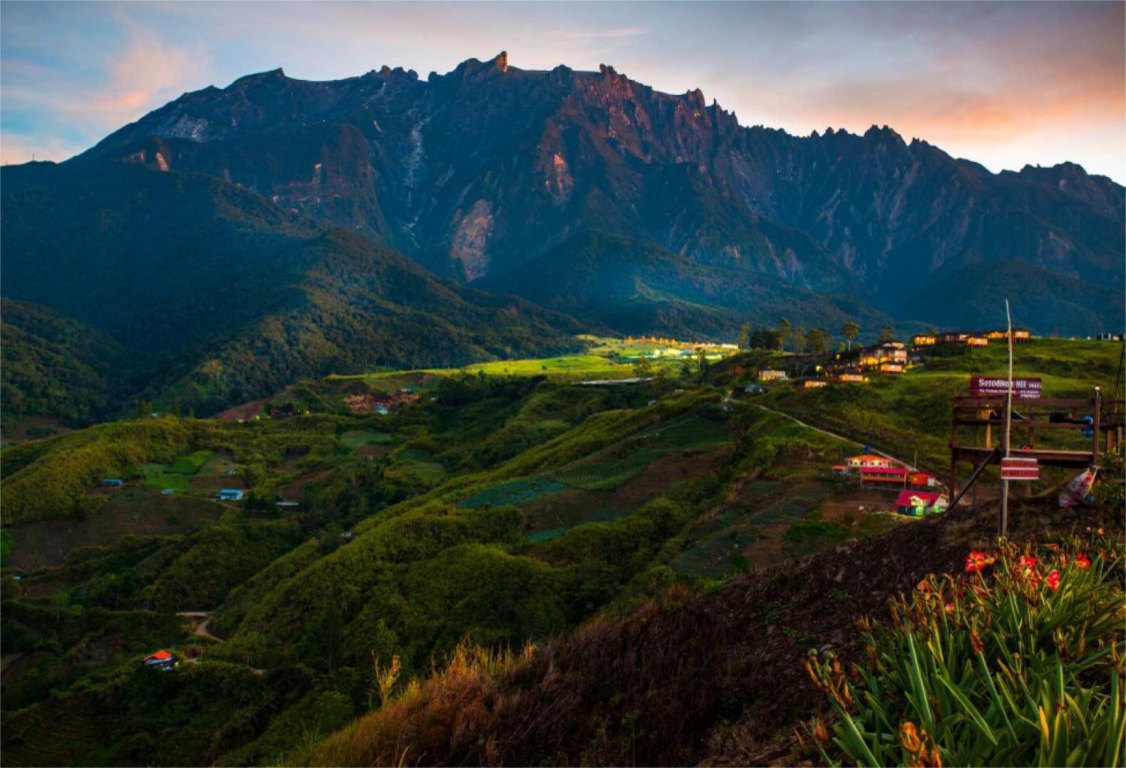 말레이시아  코타키나발루 스카이 미러, 소소디콘 힐 하이킹, 데사 소 농장 & 키나발루산 편안한 1일 투어 | 사바
