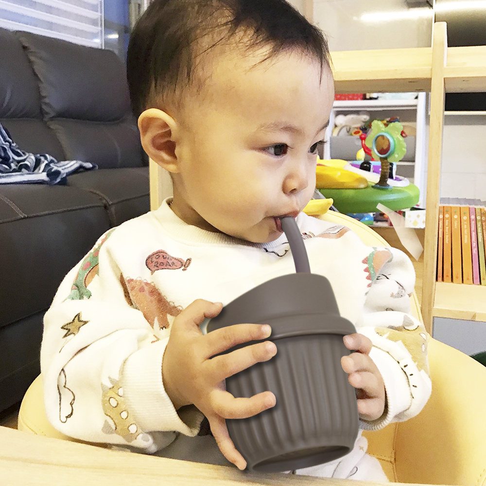 마미스테이블 아기빨대컵 S(250ml) 최상급 식품등급 실리콘 간편한세척(빨대솔포함)