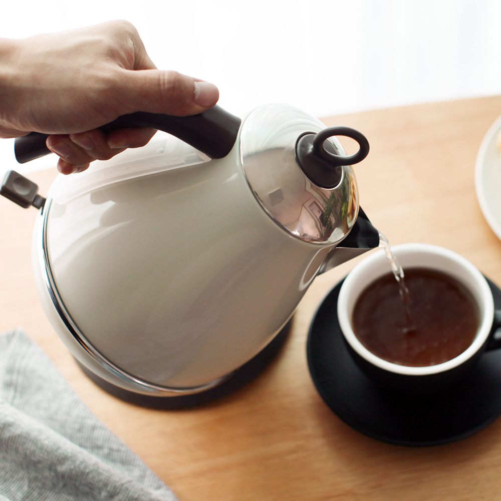 보아르 아띠랑스 전기포트 304 스텐 커피포트 베이지