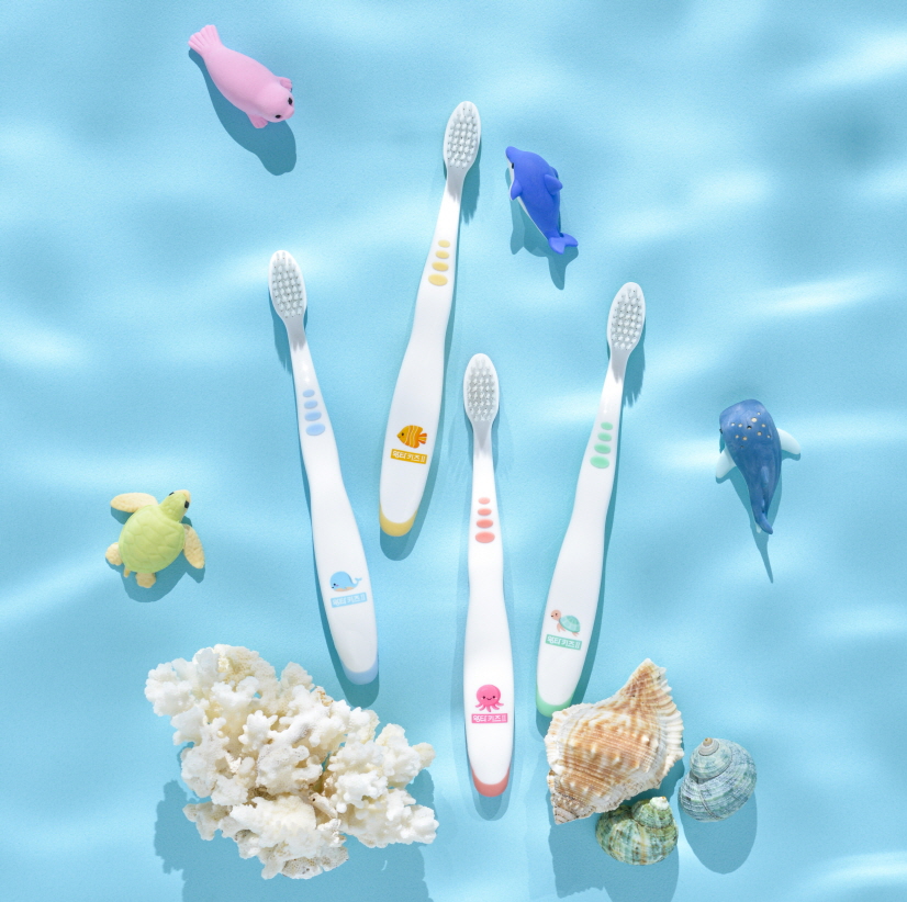 왕타칫솔 키즈 아쿠아월드 어린이 칫솔 2호